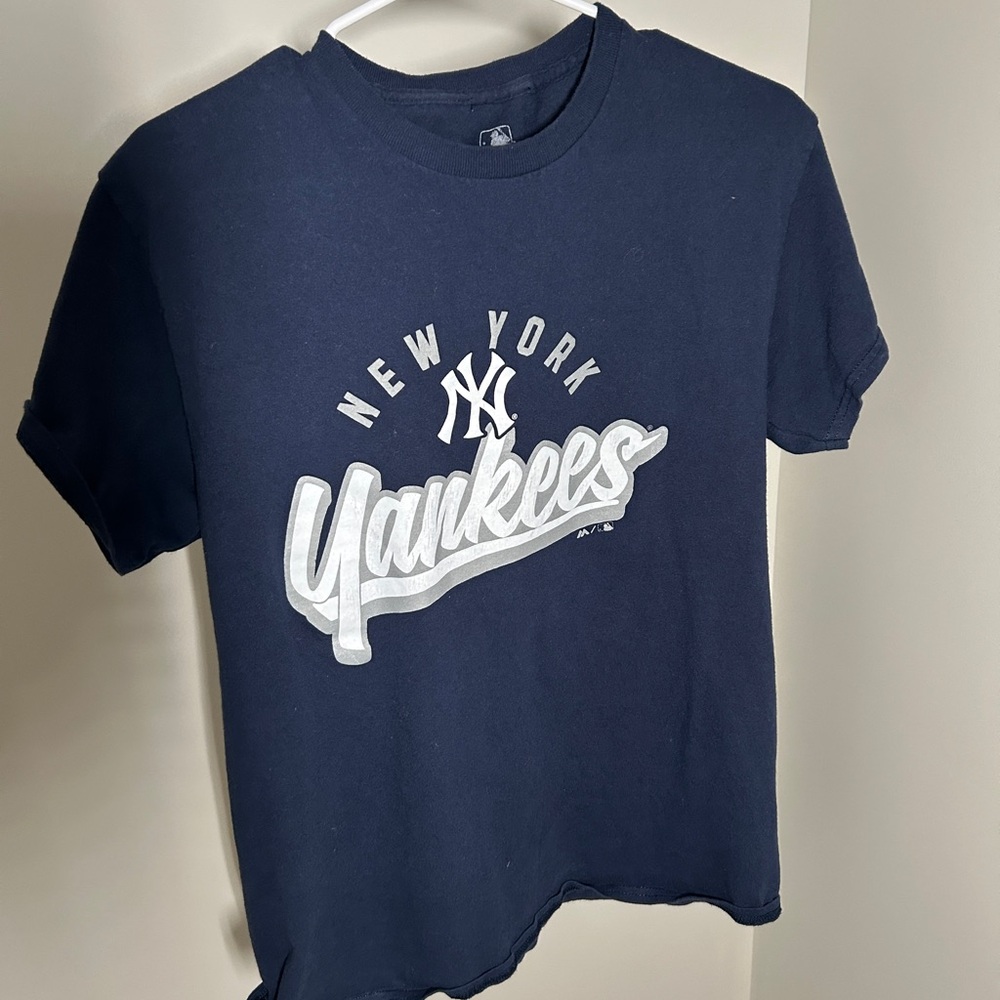 Genuine Merchandise Kids Navy Yankees Tee